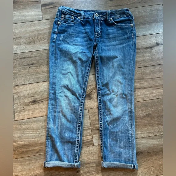 Miss Me Denim Cuffed Capri Jeans - Picture 2 of 7